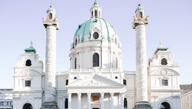 Die Karlskirche bei einer Wien Städtereise besuchen