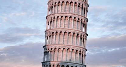 Den schiefen Turm von Pisa bei einer Toskana Reise besichtigen