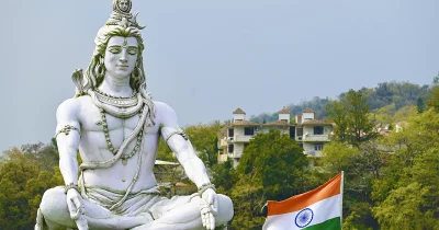 Lord Shiva meditiert